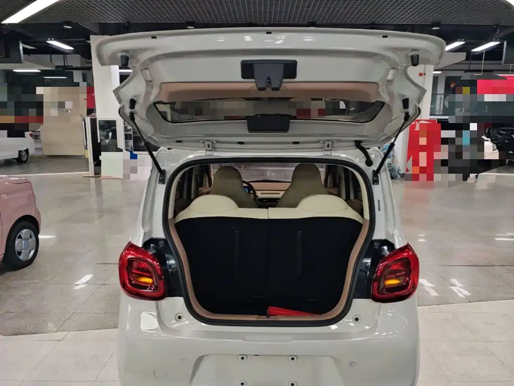 Wuling MINIEV — миниатюра 19