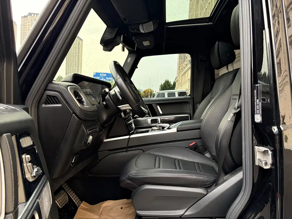 Mercedes-Benz G-Class — миниатюра 6