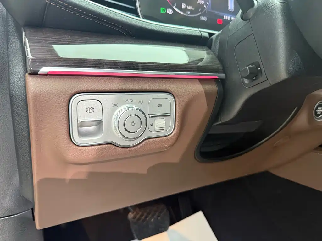 Mercedes-Benz GLE (Import) — миниатюра 15