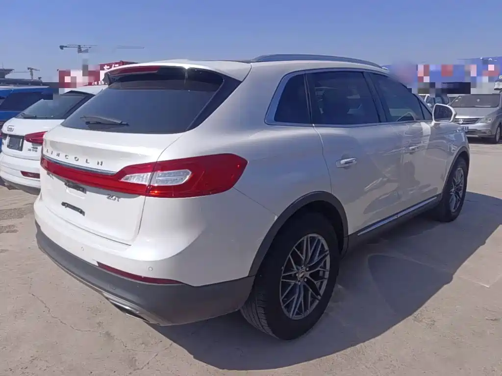 Lincoln MKX — миниатюра 7