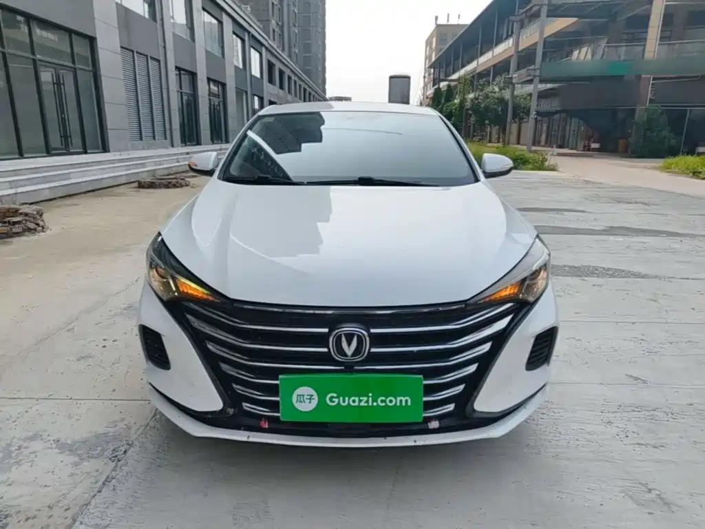 Changan Eado — миниатюра 3