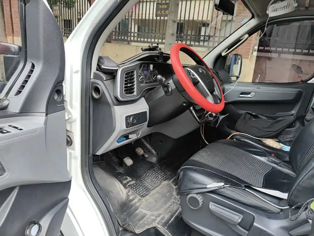 Maxus V80 — миниатюра 14