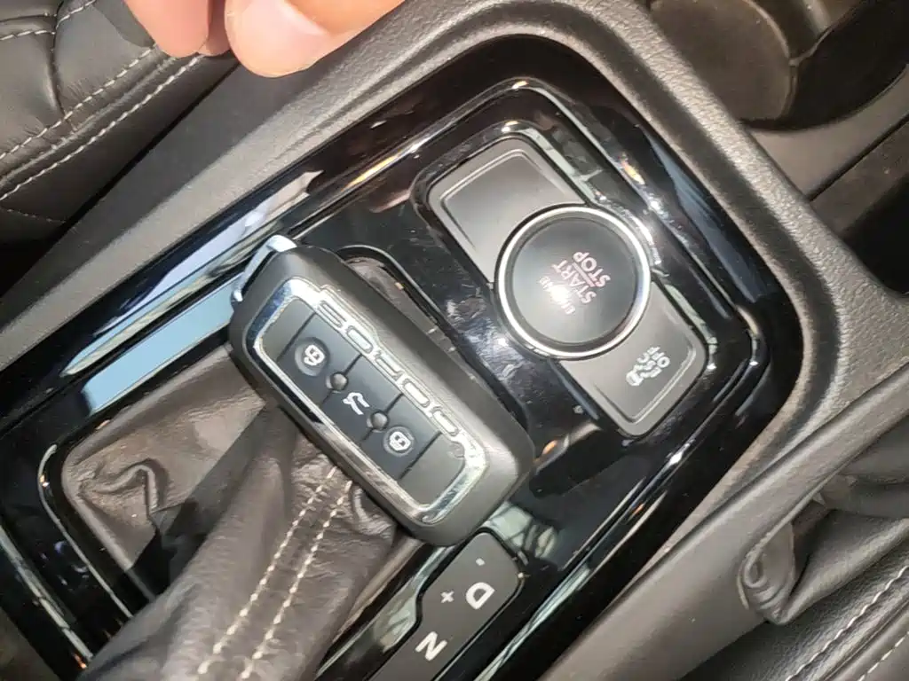 Qoros Qoros 3 — миниатюра 9