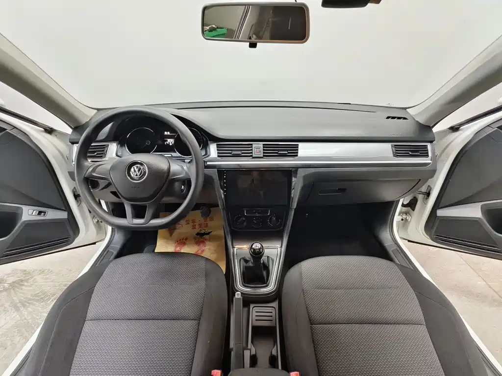 Volkswagen Bora — миниатюра 9
