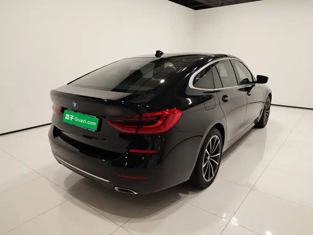 BMW 6 Series GT — миниатюра 6