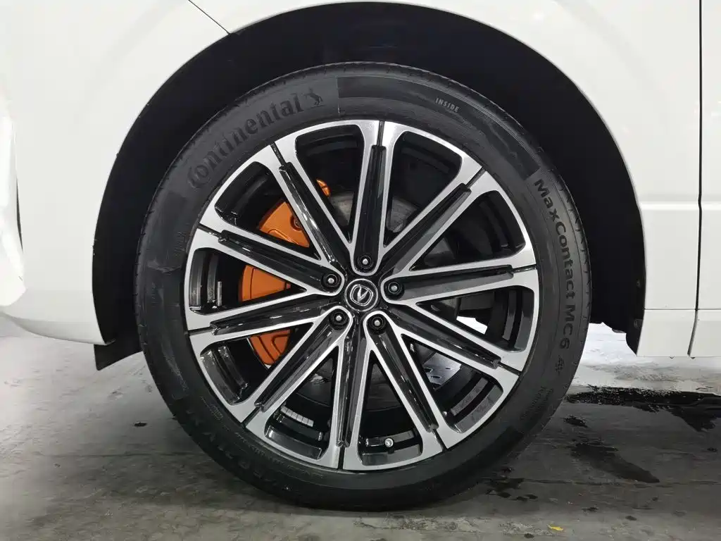 Changan UNI-K iDD — миниатюра 17