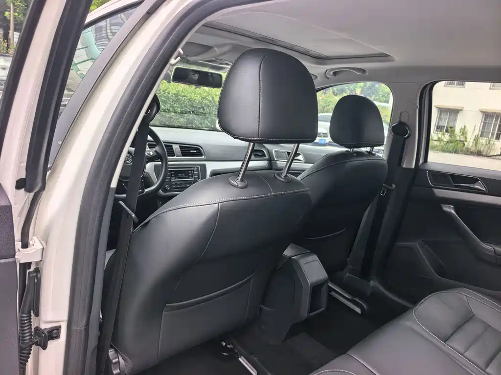 Volkswagen Gran Lavida — миниатюра 18