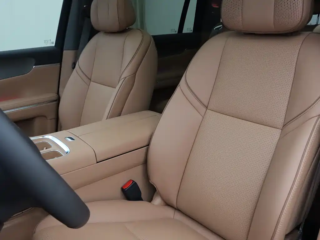 Leapmotor D19 2026 500 мест