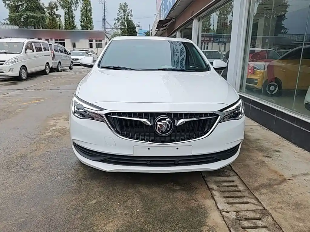 Buick Excelle — миниатюра 3