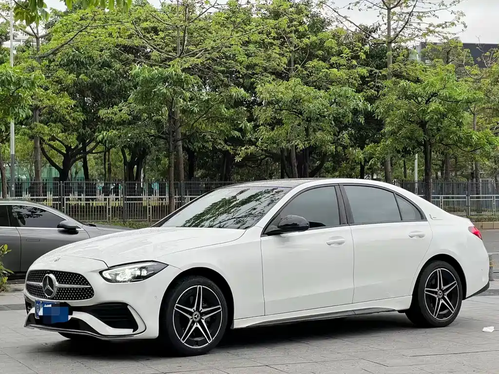 Mercedes-Benz C-Class 2023