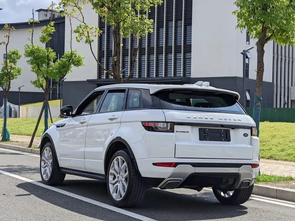 Land Rover Evoque — миниатюра 5