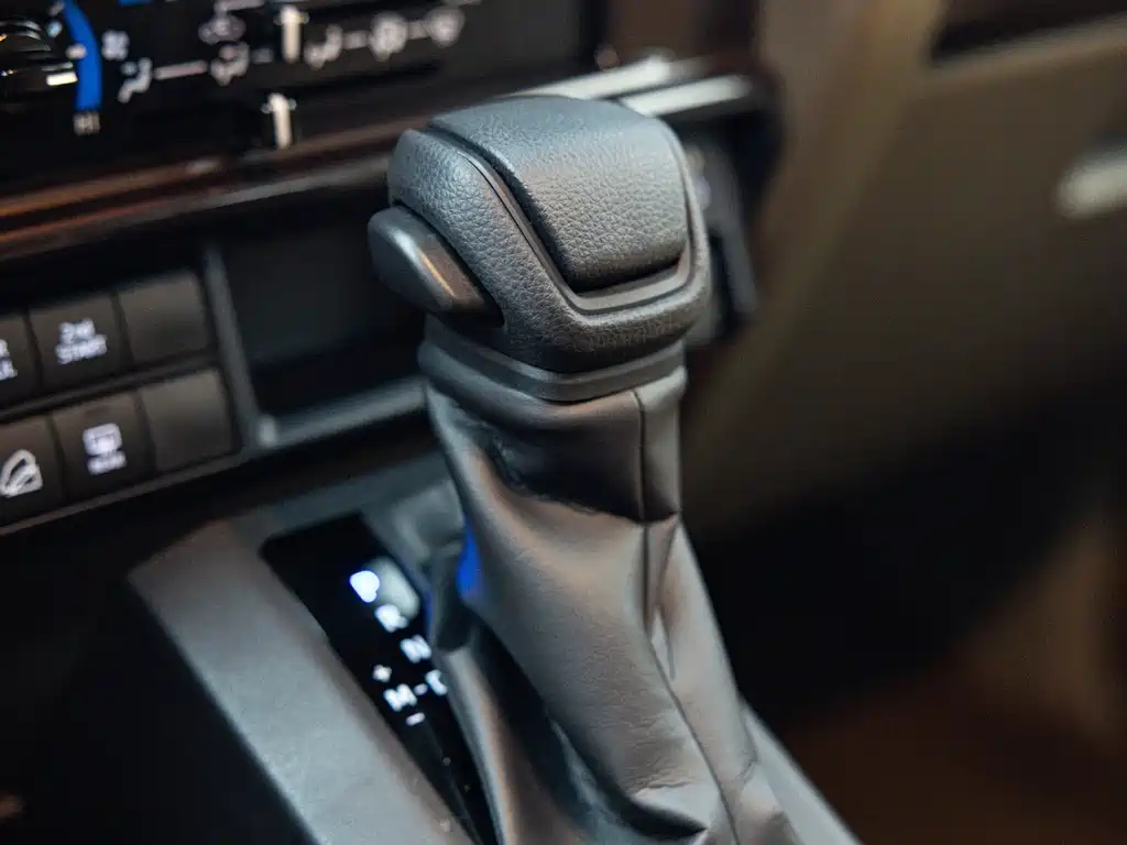 Toyota Land Cruiser — миниатюра 12