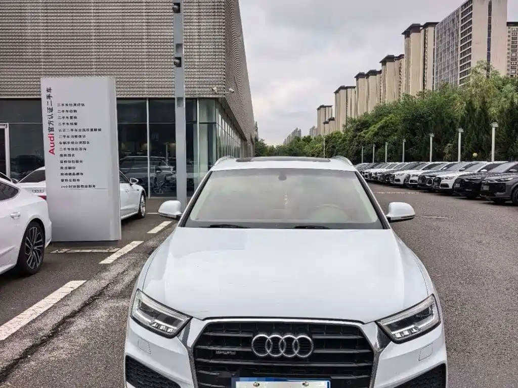 Audi Q3
