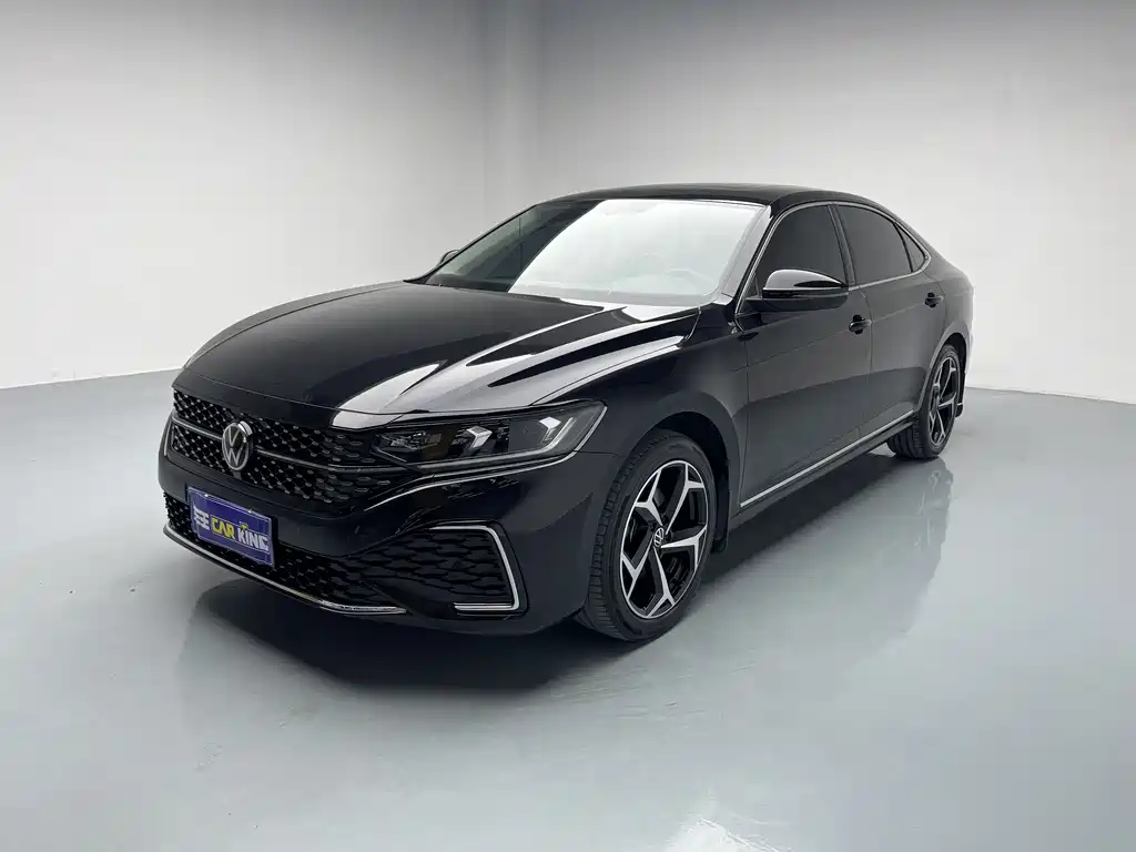 Volkswagen Passat 2024