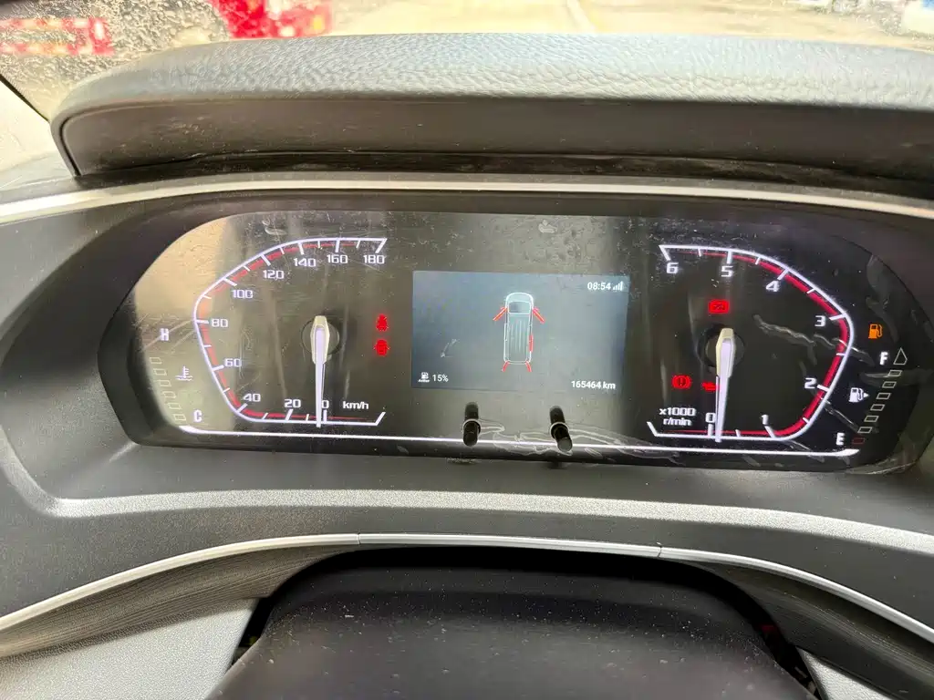 MAXUS V80 — миниатюра 17