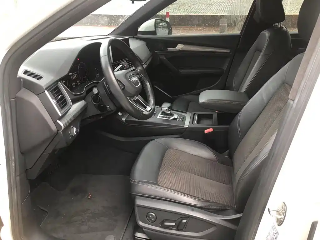Audi Q5L 2018 45 TFSI Premium Fashion V