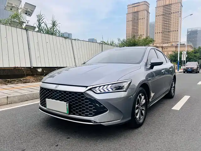 2023 BYD Qin
