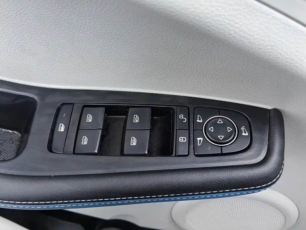 BYD Yuan Pro — миниатюра 9