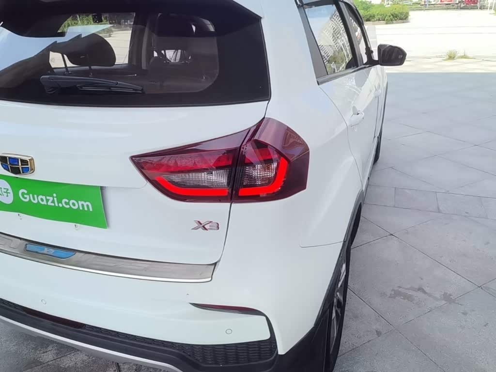 Geely Vision X3 1.5 л 2021 г. Белый, пробег 42600 км