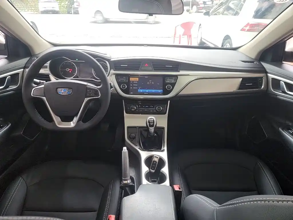 Geely Emgrand GL — миниатюра 10