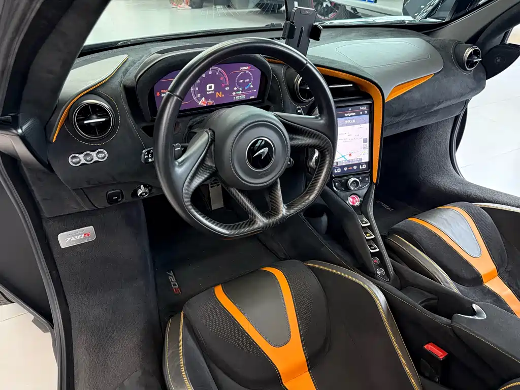McLaren 720S — миниатюра 6