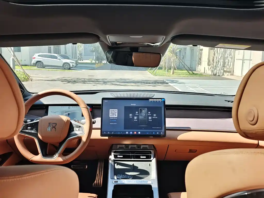 BYD Han L 2025 EV Flagship
