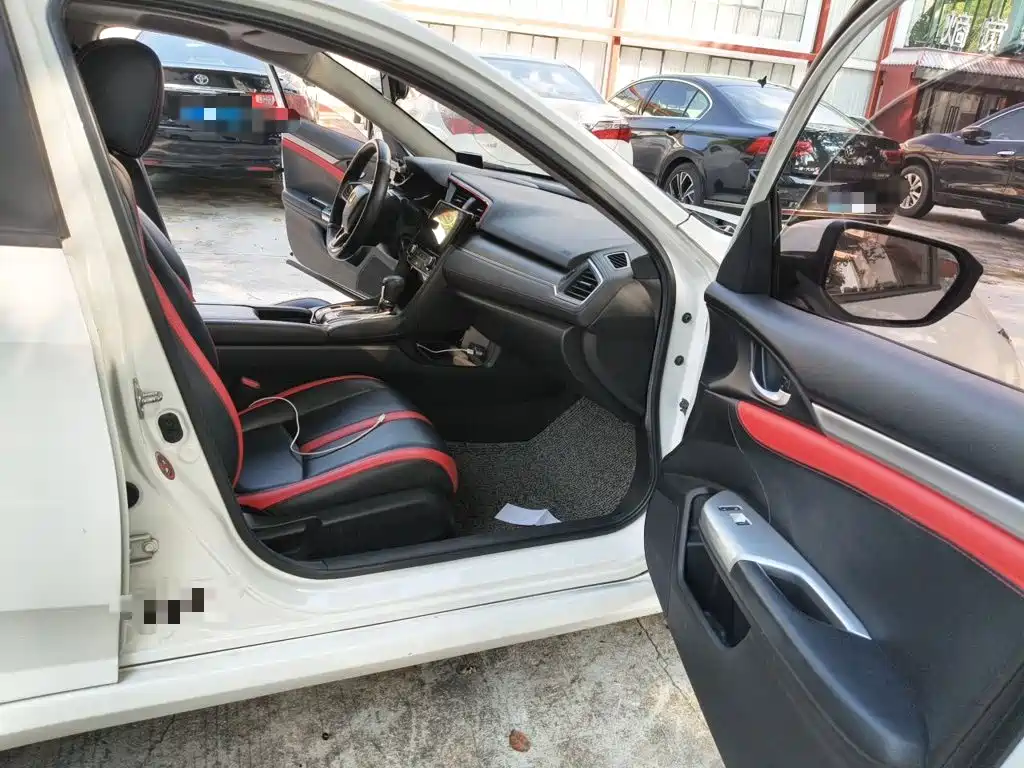 Honda Civic — миниатюра 20