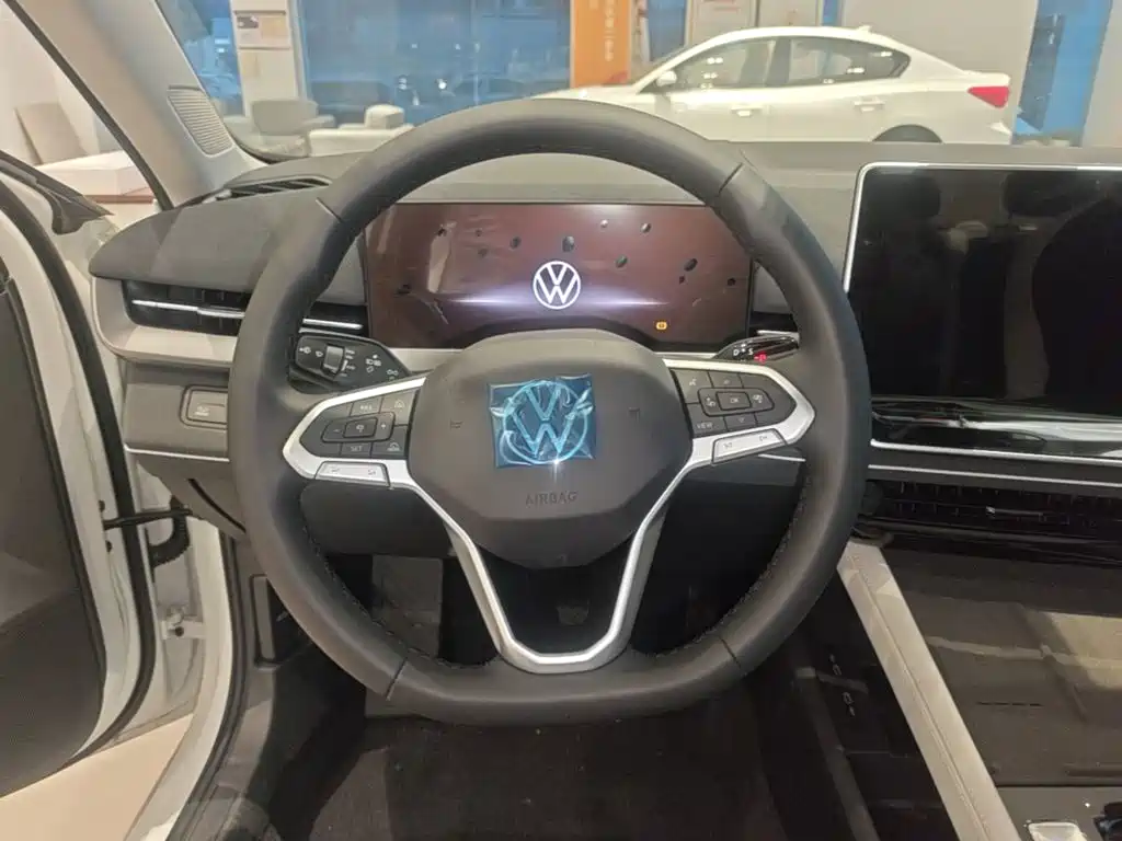 Volkswagen Sagitar — миниатюра 11