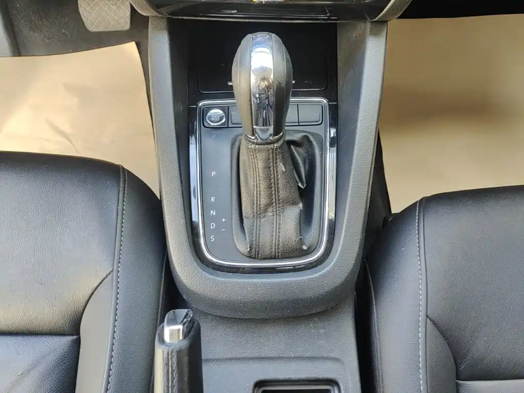 Volkswagen Sagitar — миниатюра 14