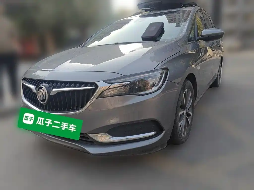 Buick GL6