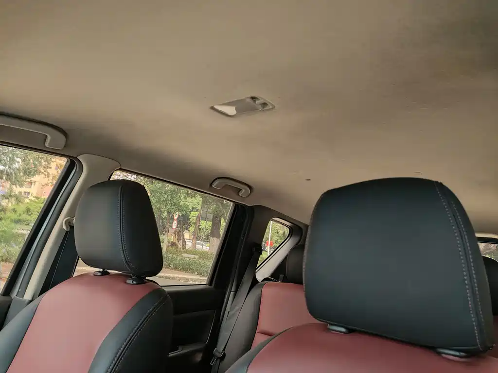 Nissan Livina — миниатюра 14