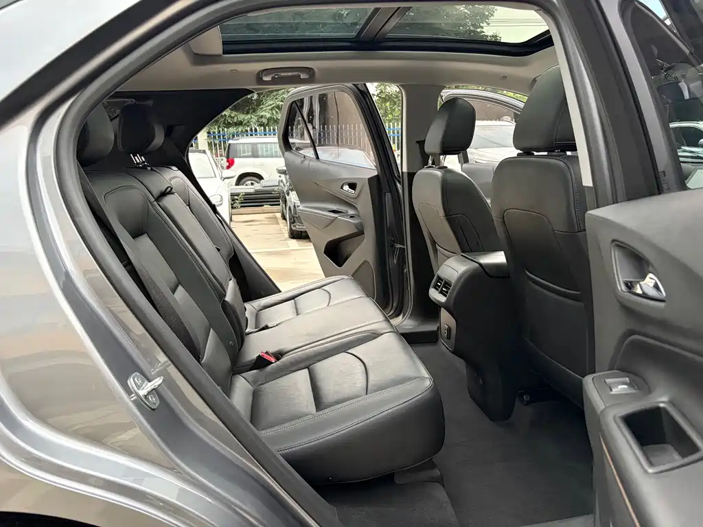 Chevrolet Equinox 535T Auto Speed Realm Edition China VI, фото 13