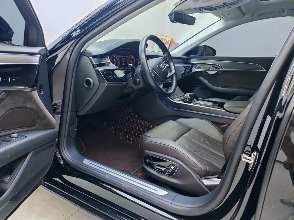 Audi A8 — миниатюра 3