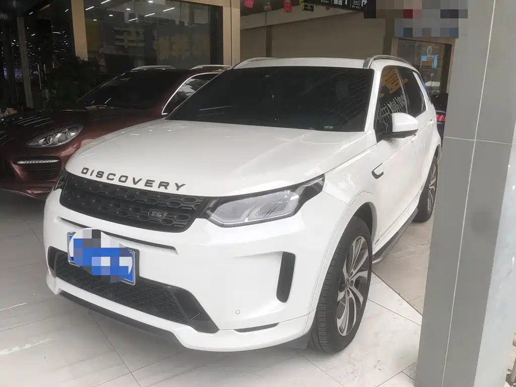 Land Rover Discovery Sport 2021