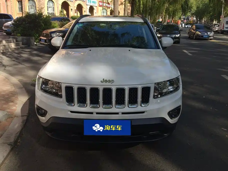 Jeep Compass (Import) — миниатюра 2
