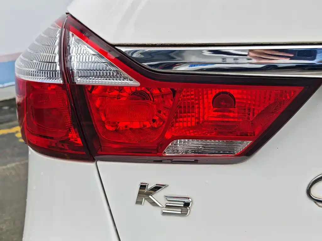 Kia K3 — миниатюра 10