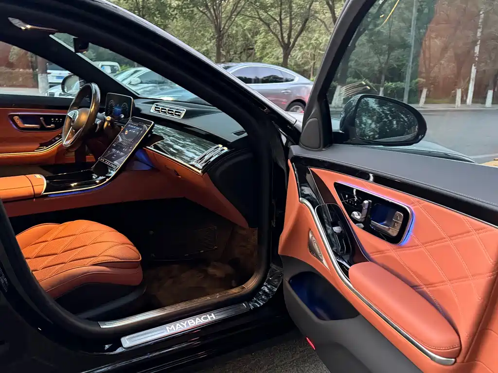 Mercedes-Benz S-Class — миниатюра 6