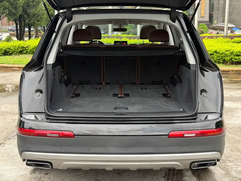 Audi Q7 — миниатюра 22