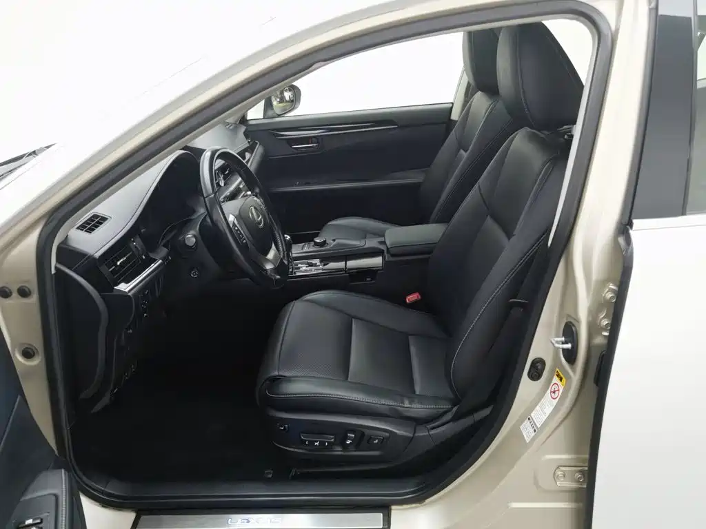 Lexus ES — миниатюра 10