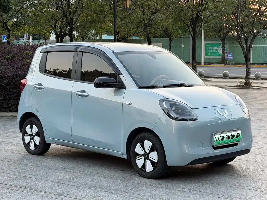 Wuling MINIEV — миниатюра 3
