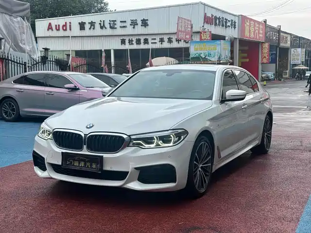 BMW  5 SERIES