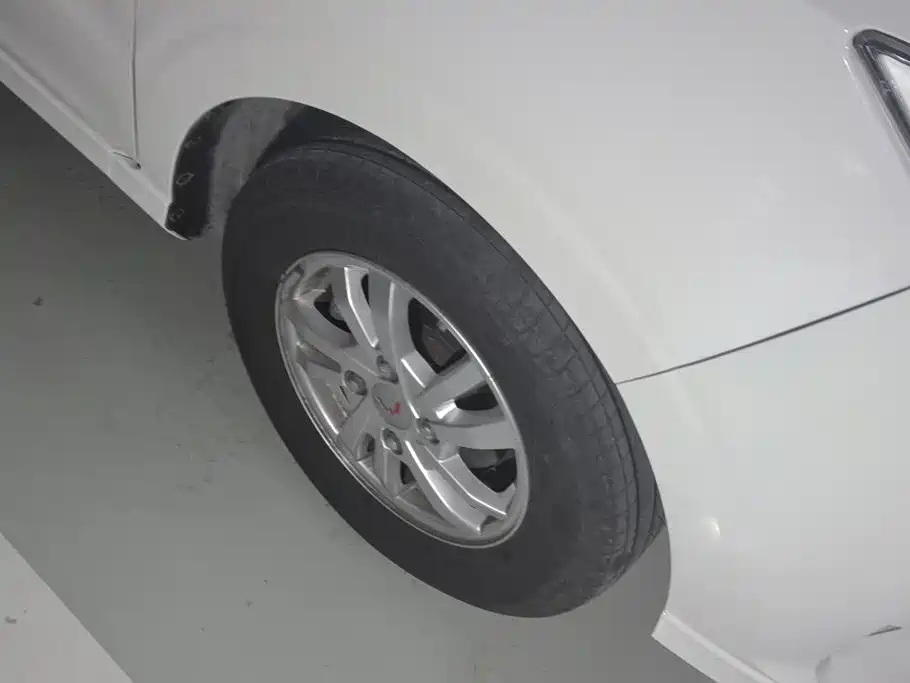 Wuling Hongguang — миниатюра 6