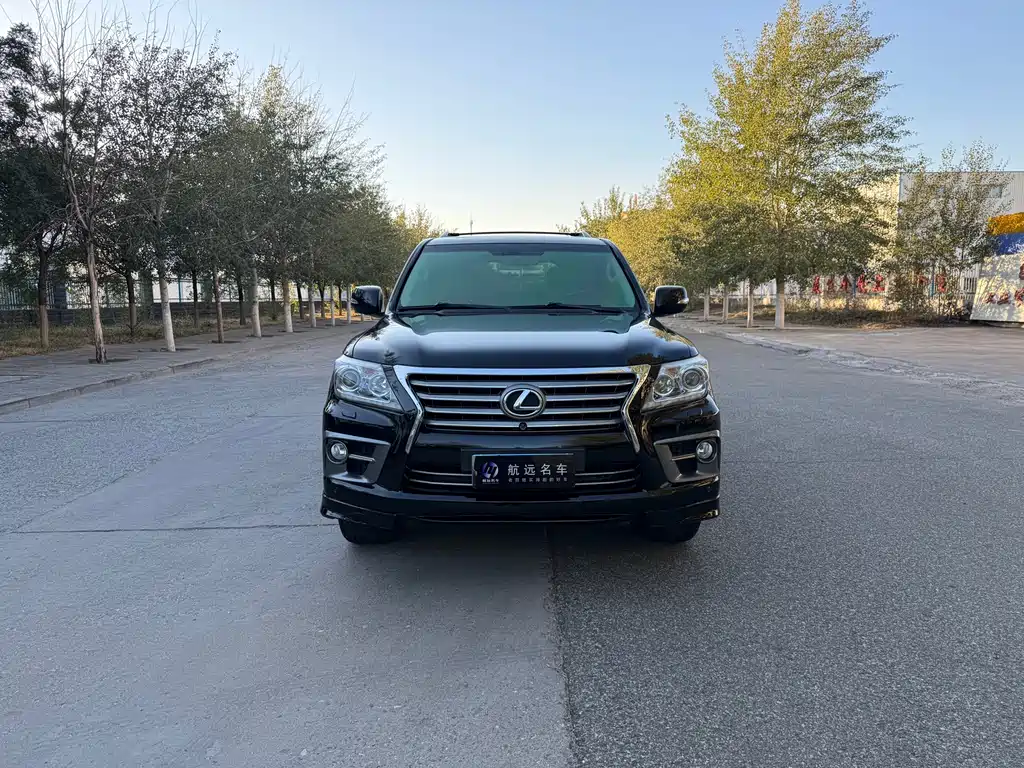 Lexus LX — миниатюра 2