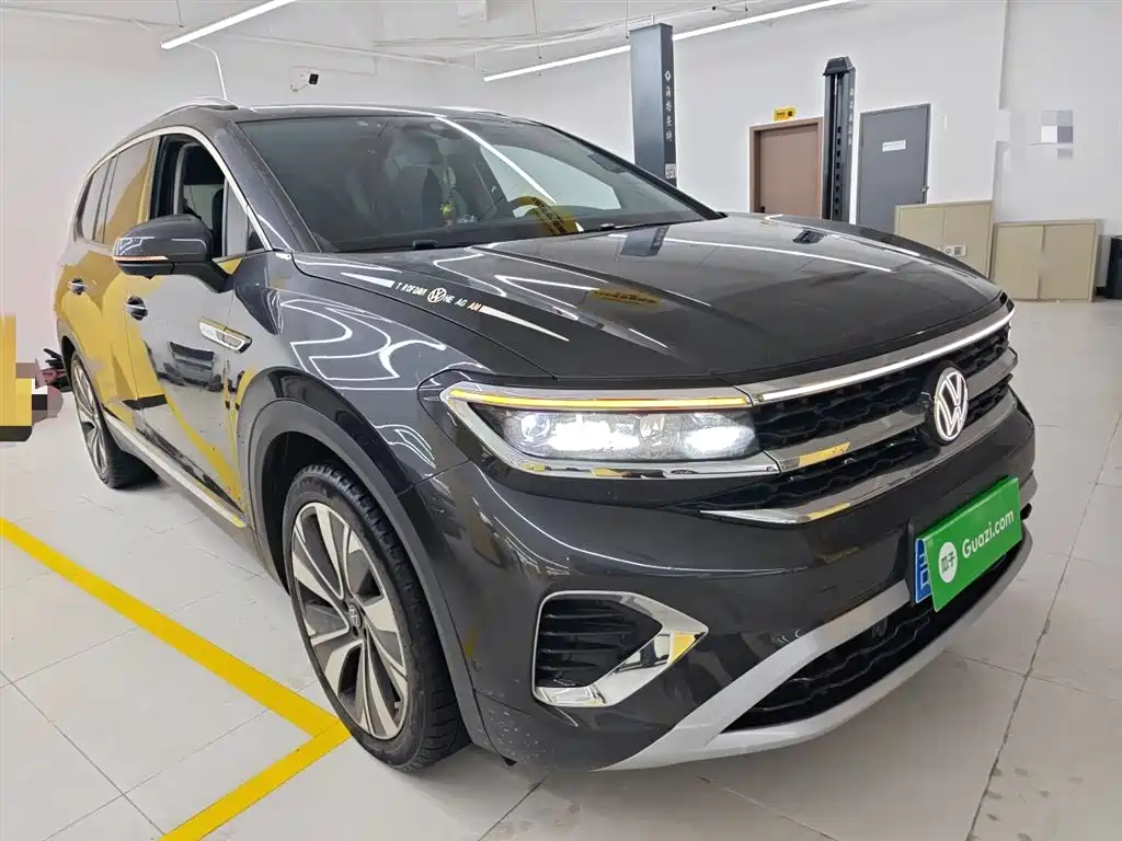 Volkswagen Viloran 2023 380TSI Luxury Pro 6 мест