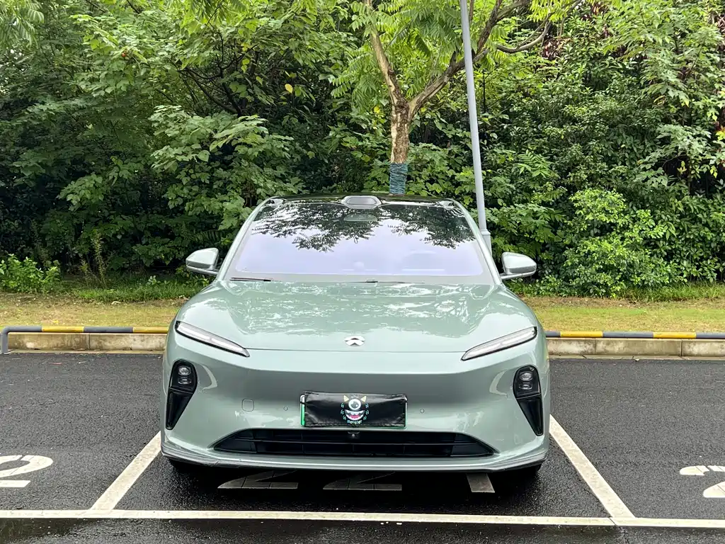 NIO ET5 — миниатюра 2