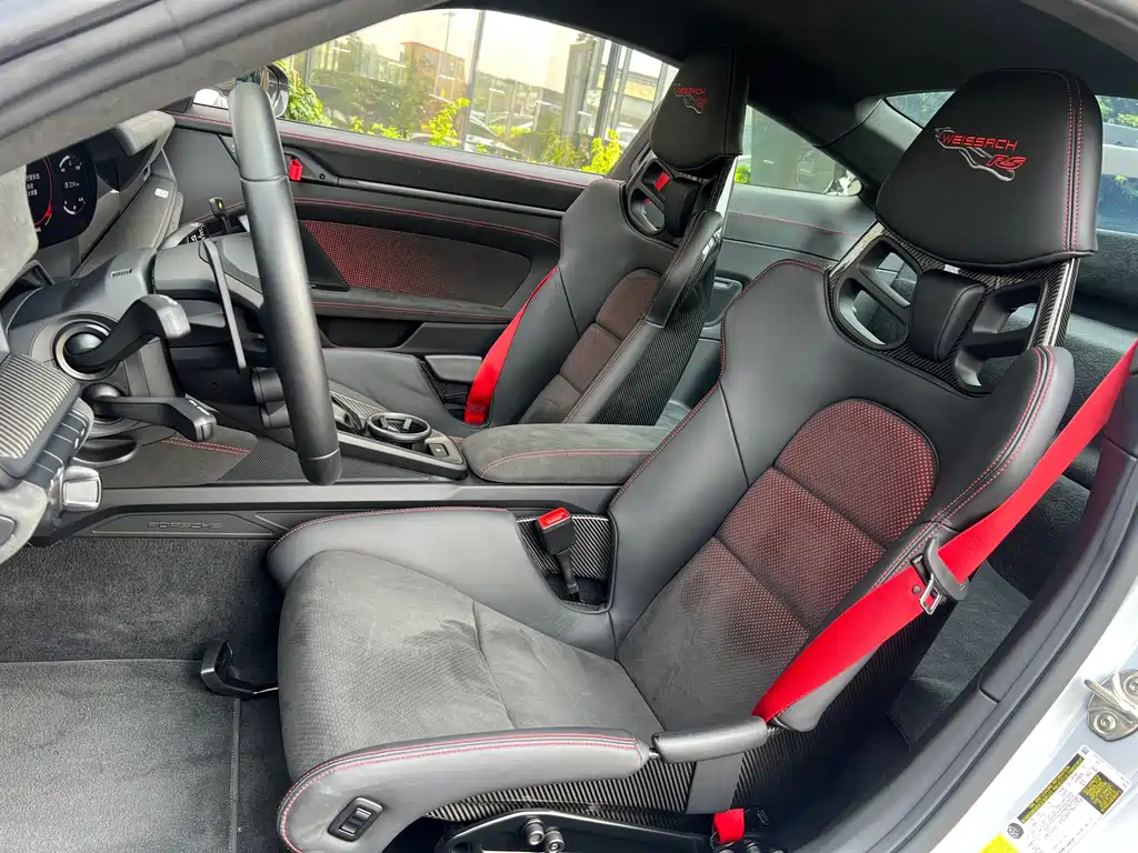 Porsche 911 - фото 12