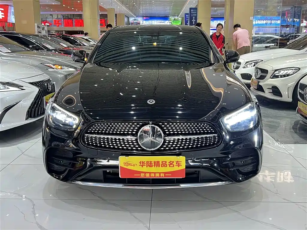 MERCEDES-BENZ E CLASS