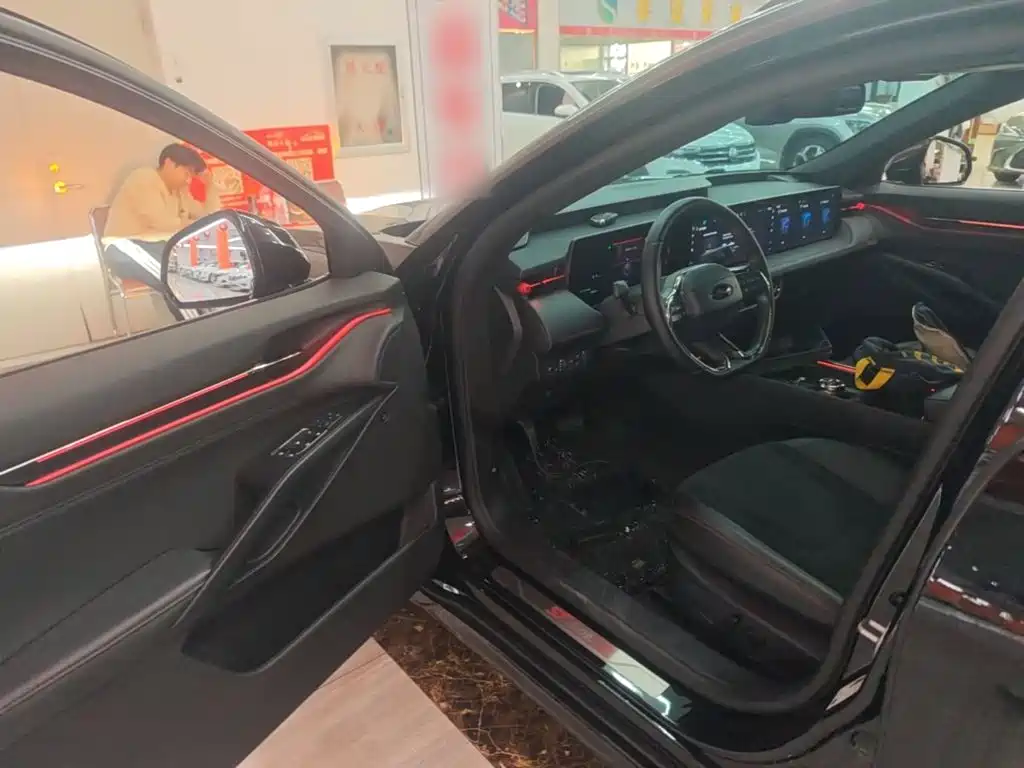 Ford Mondeo — миниатюра 16