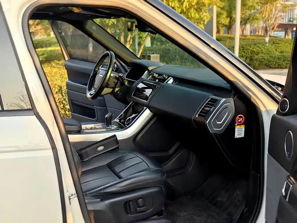 LAND ROVER RANGE ROVER SPORT NEW ENERGY