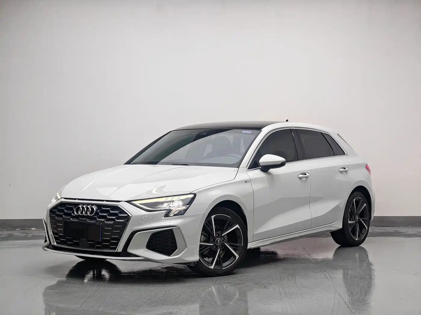 奥迪A3 2022款 Sportback 35 TFSI 时尚运动型 2022